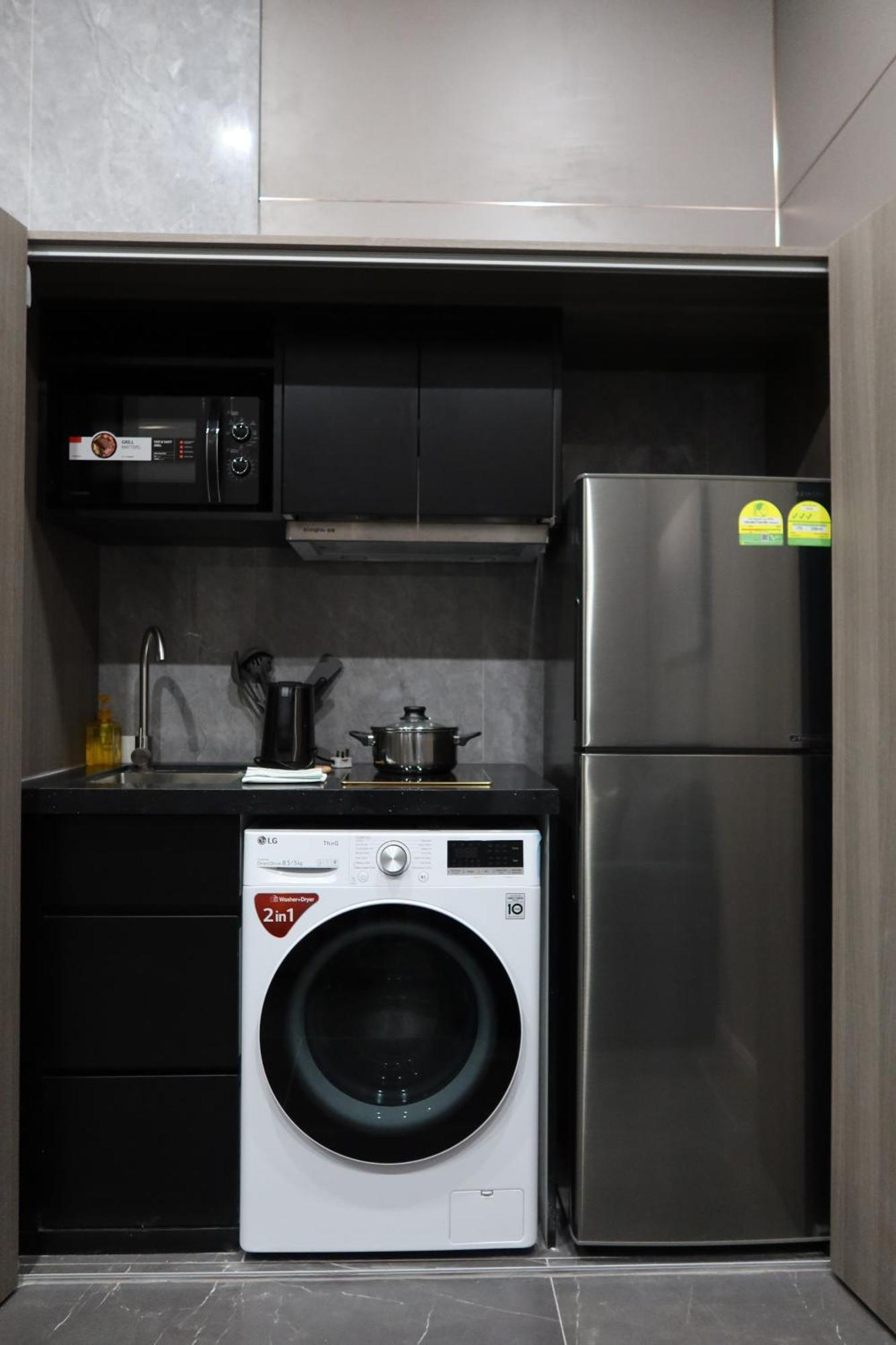 Recharge Studio Apartment & Suites Σιγκαπούρη Δωμάτιο φωτογραφία